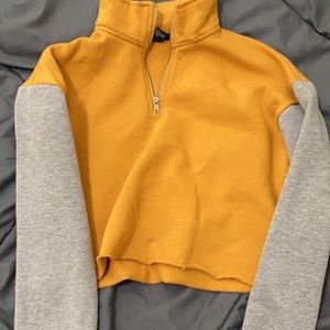 Cropped zip up pullover